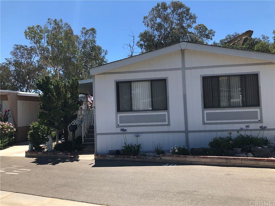 2nd image of 11401 N Topanga Cy #40