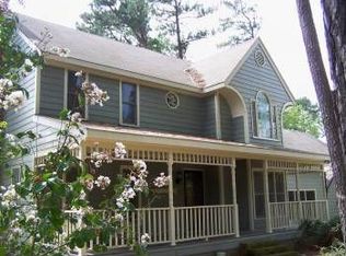 2512 Huntsman Trl, Zebulon, NC 27597