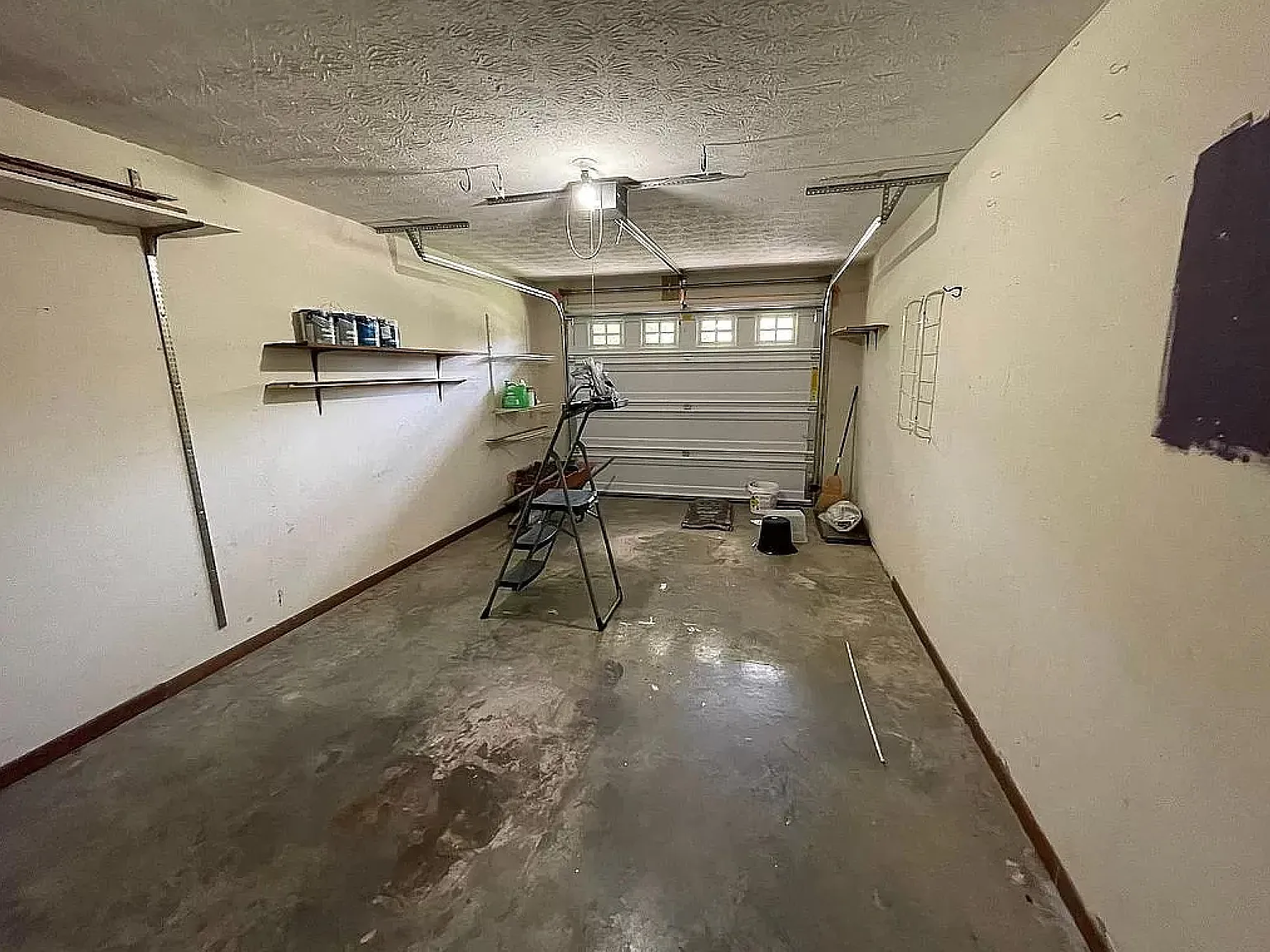 3 bed, 1.5 bath, 1100 sqft, $1,350 — Photo 4