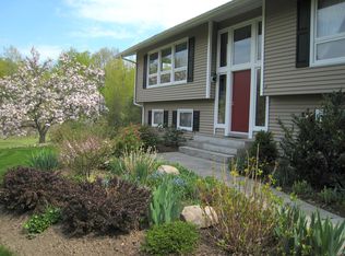 1974 Finley Rd, Walworth, NY 14568