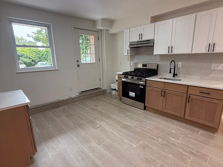 161 Prospect St #B2 — Photo 5