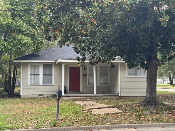 800 Yale St, Cleveland, MS 38732