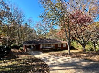 3013 Scenic Dr, Gainesville, GA 30506