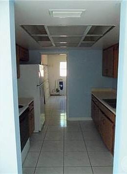 2nd image of 1011 SW 37th Ter