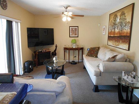 3rd image of 4409 NW 3rd Terrace #4409