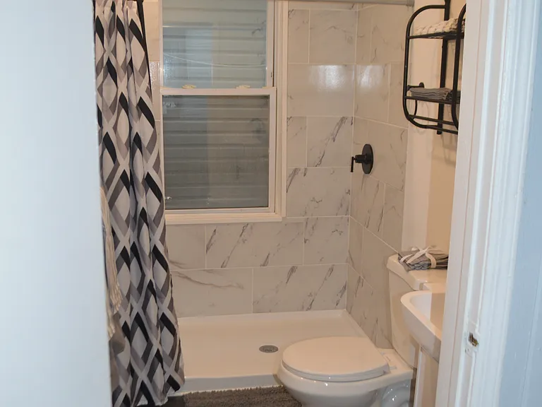 73 2nd St #2A — Photo 21