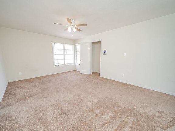 4th image of 1915-1937 33rd Ave #1919