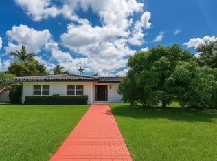 201 Calle Grande Dr, Hollywood, FL 33021