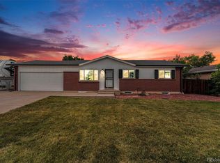 909 S Swadley St, Lakewood, CO 80228