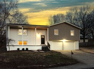 947 Treelane Dr, Newburgh, IN 47630