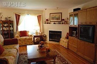 2nd image of 804 Somerset Knl