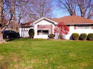 1655 Hagey Dr, Barberton, OH 44203