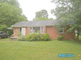 701 Maplewood Ave, Tullahoma, TN 37388