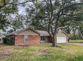 3741 Crocus Ln, Sulphur, LA 70665