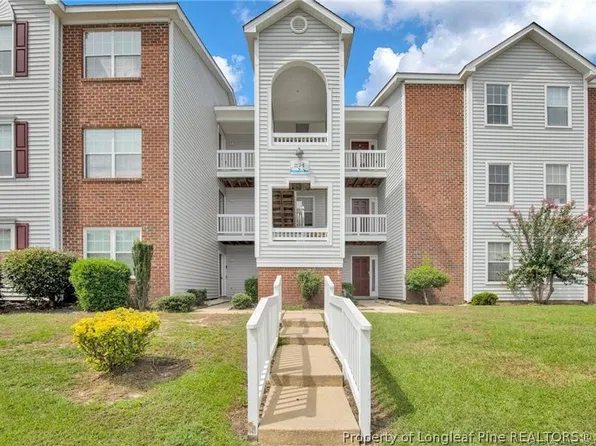 274 Waterdown Dr, Fayetteville, NC
