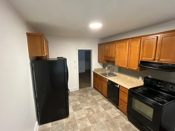 1687 Newport Ave, Northampton, PA 18067