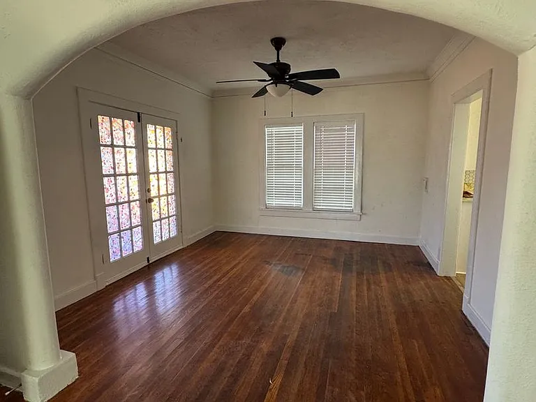 3205 S Tyler St — Photo 6