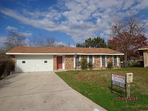 3906 Mariam Rd Photo 1