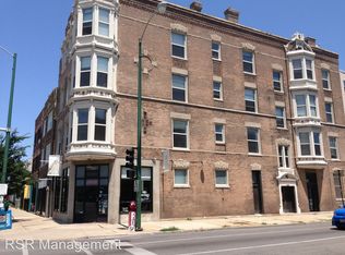 2750 W Augusta Blvd APT 2F, Chicago, IL 60622