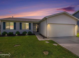 3059 Wild Orchid Ln, Burton, MI 48519