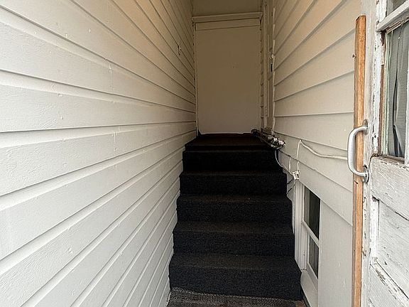 2nd image of 407 N 12th St #3/4
