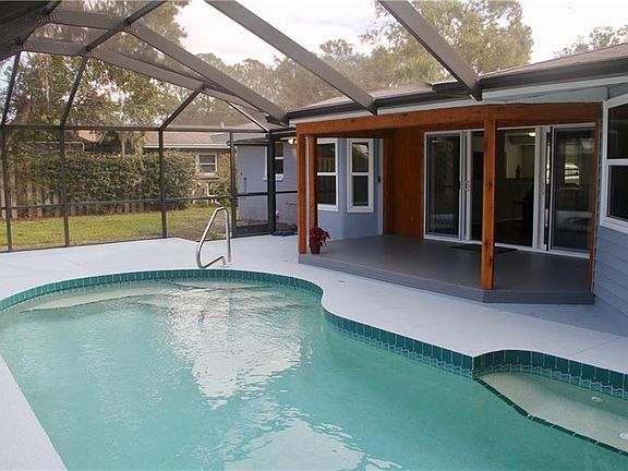 3rd image of 663 Corwood Dr