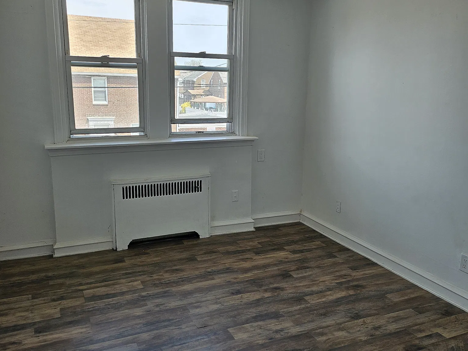 2 bed, $1,300 — Photo 2