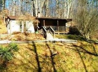 411 Coopers Cove Rd, Hardy, VA 24101