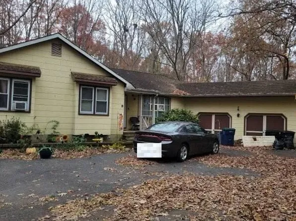 165 Asbury Rd, Egg Harbor Township, NJ 08234