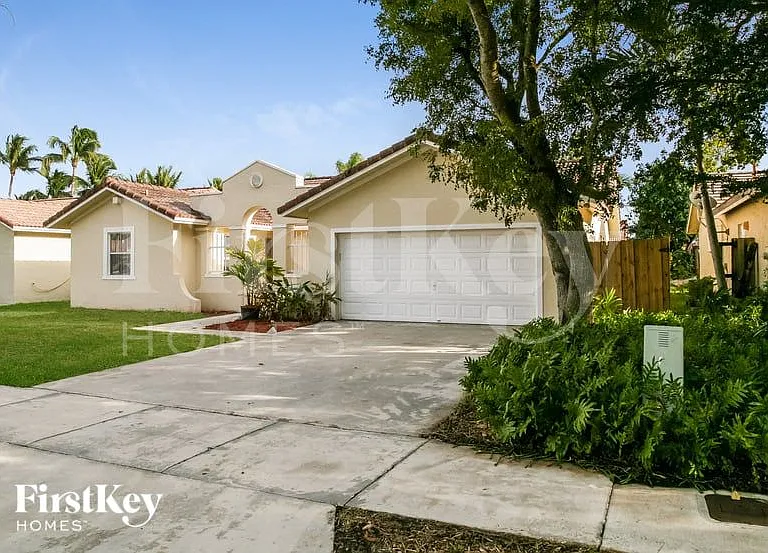 14842 SW 171st Ter — Photo 3