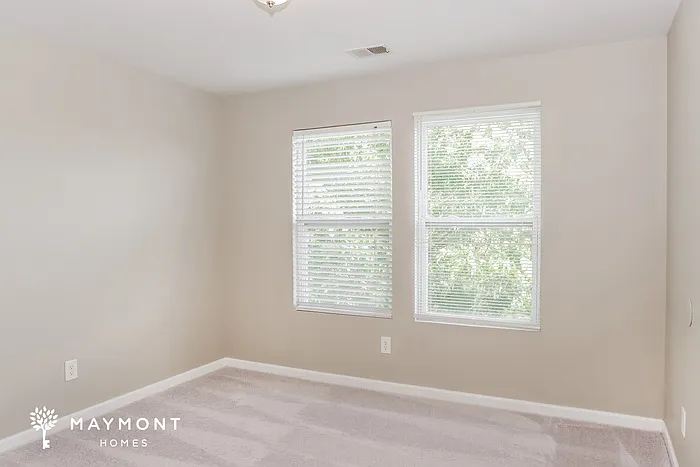 192 Green Garden Dr — Photo 12