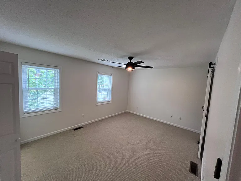 4379 Ivy Glen Way SE — Photo 21