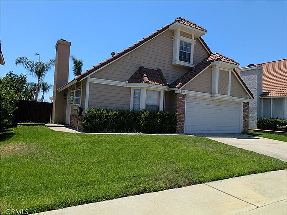 3rd image of 9793 Caldaro St