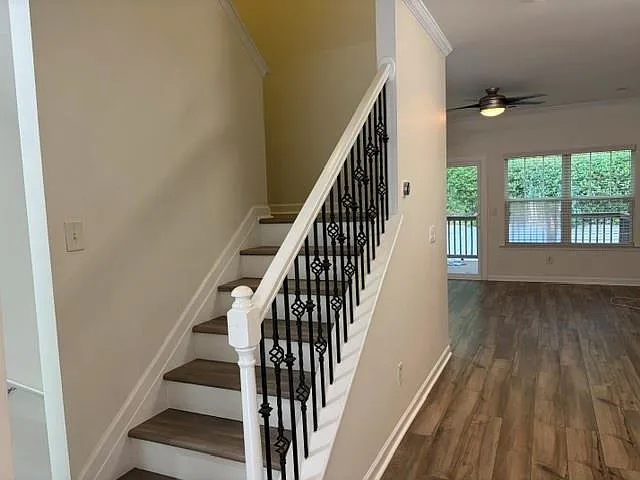 1044 Liberty Pkwy NW — Photo 13