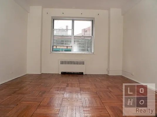 Sold by LoHo Realty | media 4