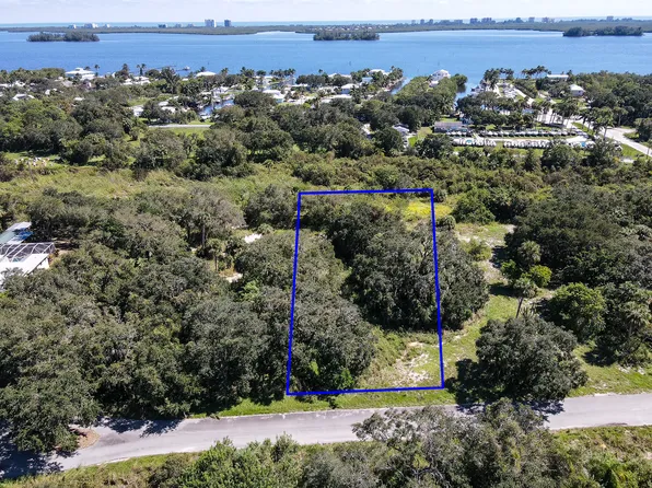 4112 Mariner Oaks Way, Fort Pierce, FL 34946