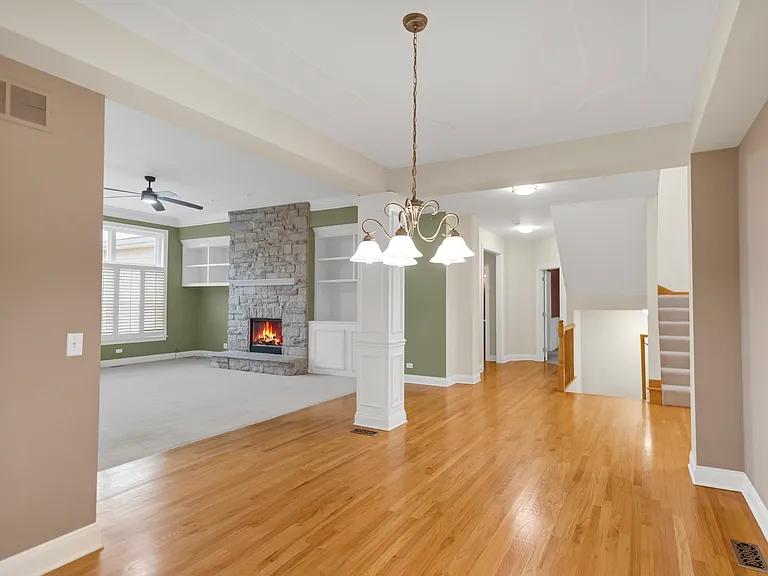 3N812 John Greenleaf Whittier Pl — Photo 27