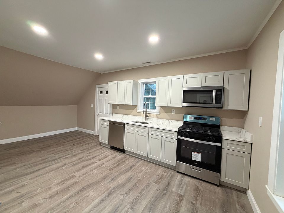 1st image of 153 Maple St Floor 2