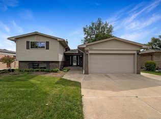 4602 Dickson Dr, Sterling Heights, MI