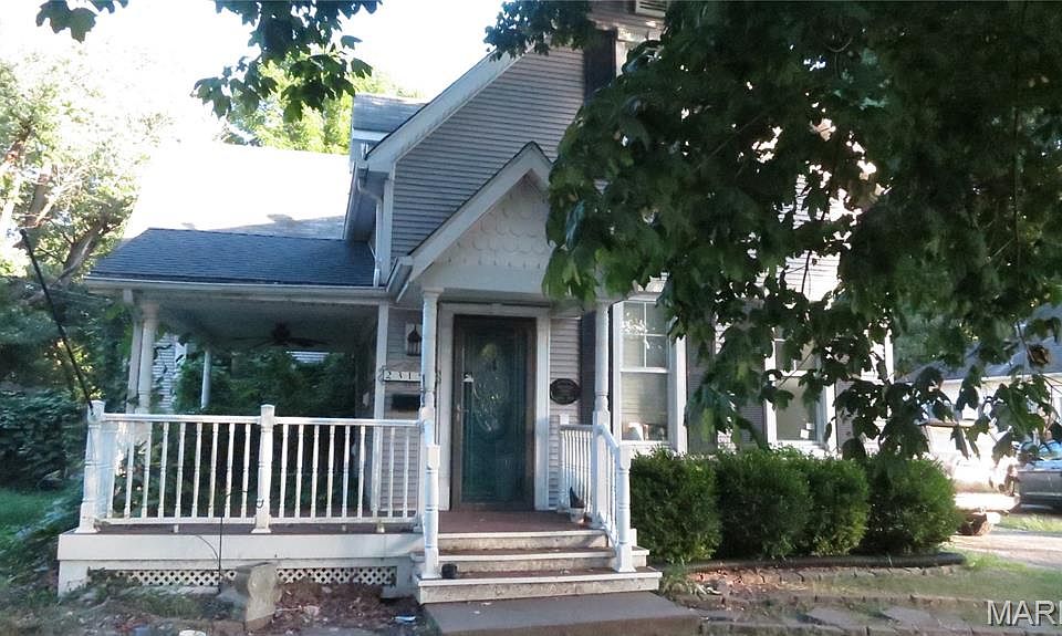 1st image of 2315 Brown St