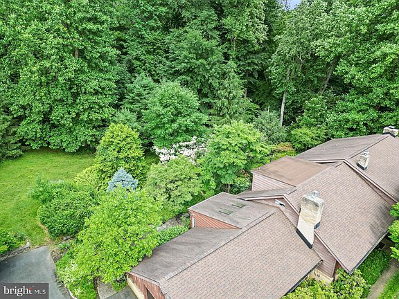 3rd image of 600 Parker Ct
