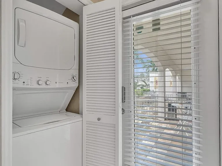 Washer/Dryer
