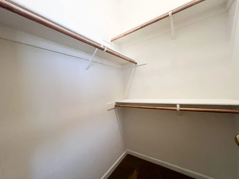 9721 Toscano Dr — Photo 30