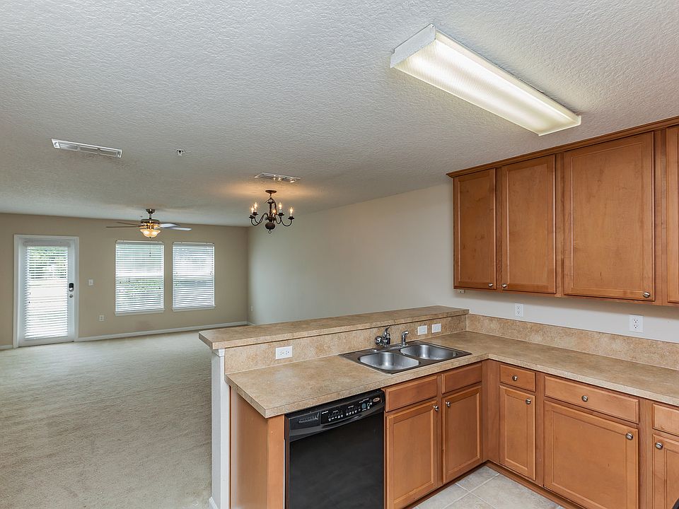 1st image of 899 Black Cherry Dr S