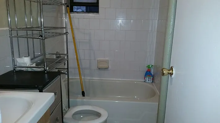 Rented by Alma Realty Corp. | media 21