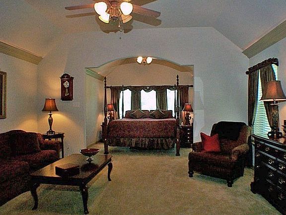 4th image of 113 Creekwood Ct