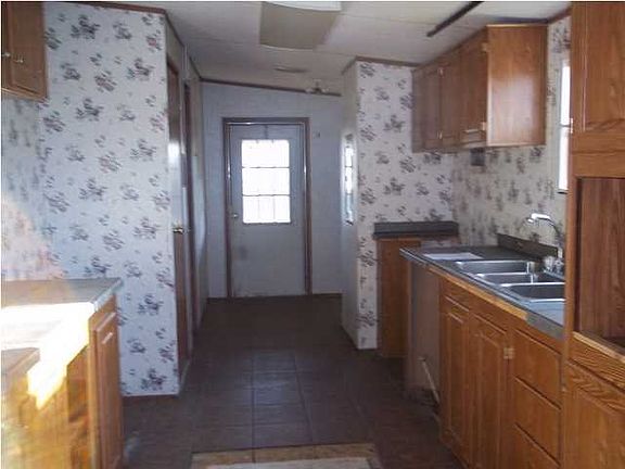 3rd image of 6288 Rainbow Downs Ln