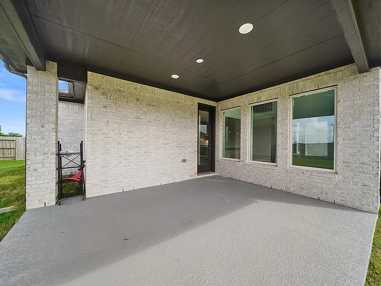 21843 Gibson Desert Dr — Photo 30