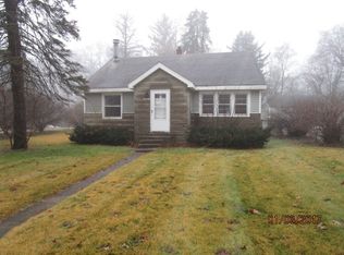 55237 Glenn Rd, South Bend, IN 46628