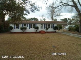 101 Vine St, Havelock, NC 28532